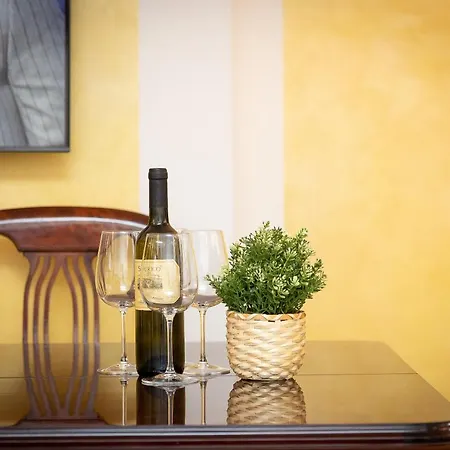 Ciambella Art Home-rental In Appartement